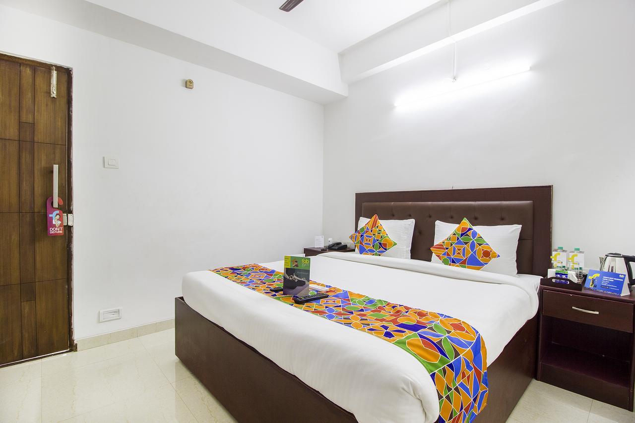 Fabhotel Limestone Aura Haiderabad Buitenkant foto